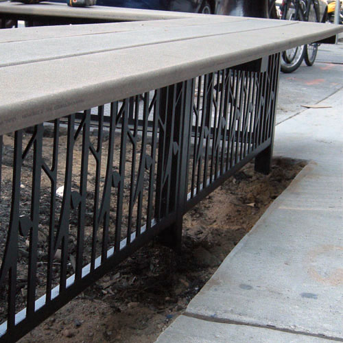 TYTHEdesign - Community tree guards and benches